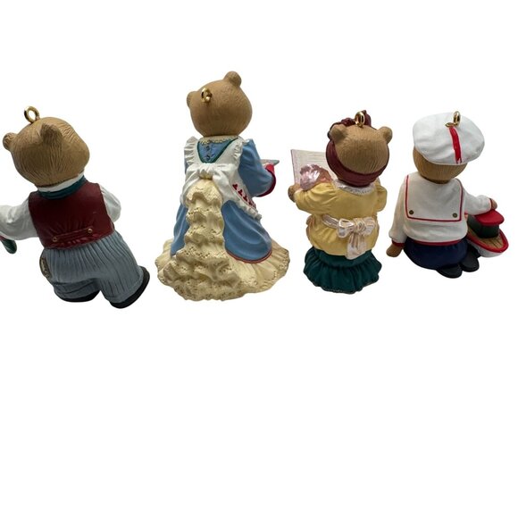 Hallmark 1993 Bearinger Bear Family Christmas Ornaments Set Of 4 Holiday - Picture 9 of 10